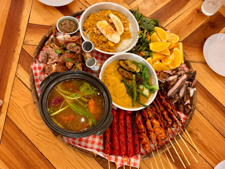 Lugaw Queen Restaurant slider image