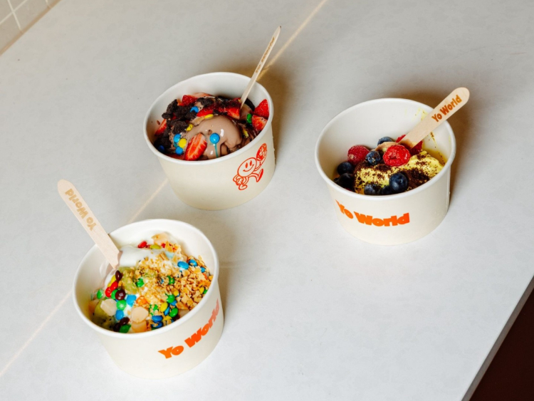 Yo World slider image