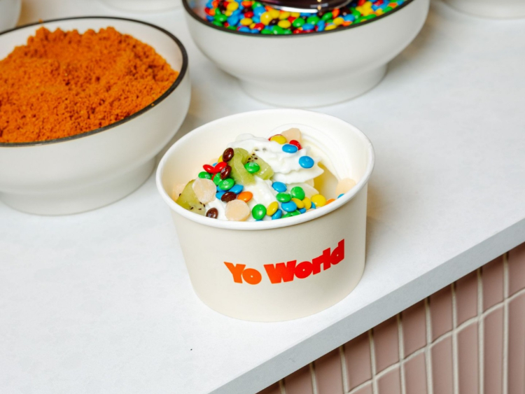 Yo World slider image