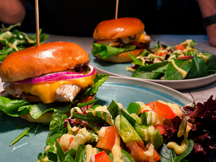 Barista v.s Chef slider image