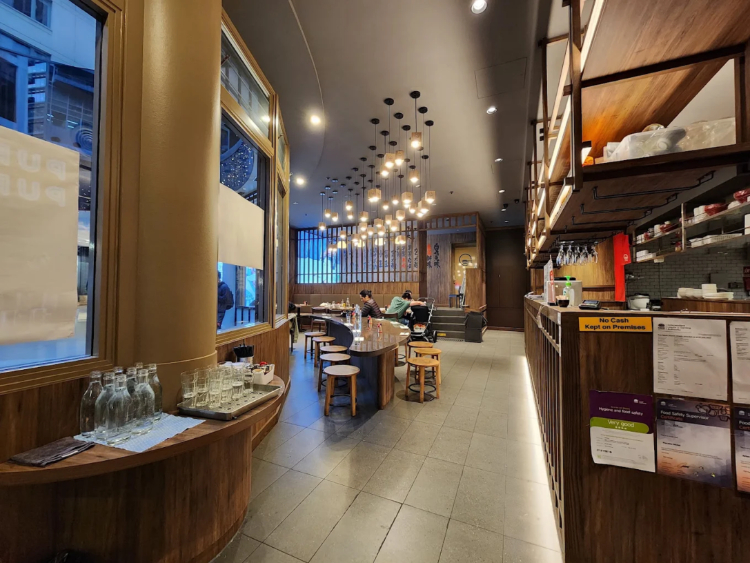 Ramen Ippudo - World Square slider image