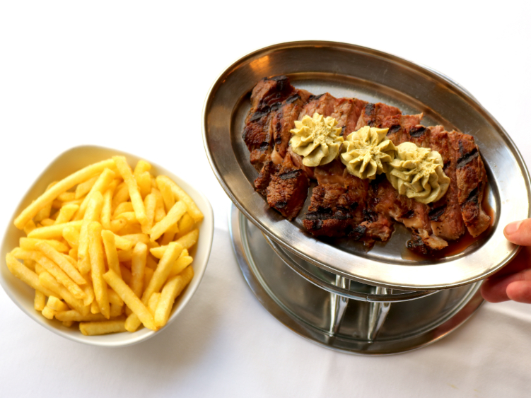 Rowley's Restaurant slider image