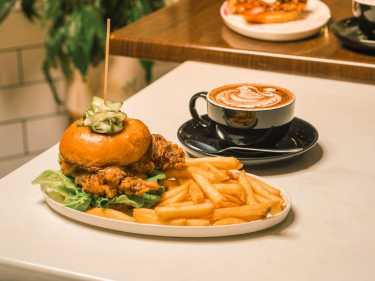 Lakeside Cafe slider image