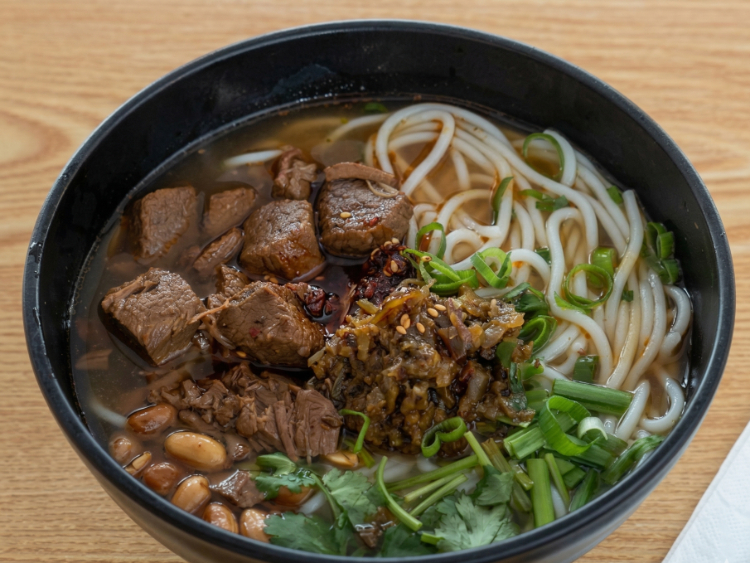 Sui Yuan Fresh Noodle slider image