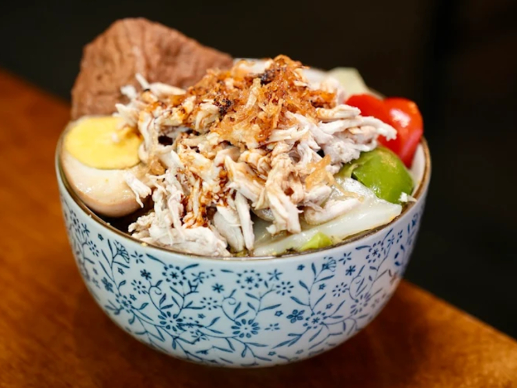 Beilan - Bento & Wonton Noodle Cafe slider image