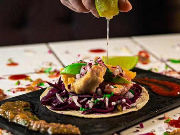 Primos Mexican Cantina slider image