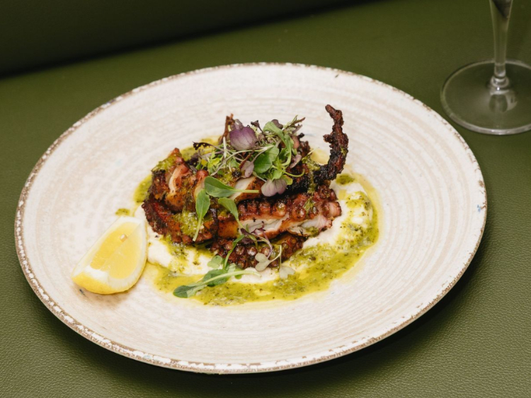 Somma Modern Greek slider image