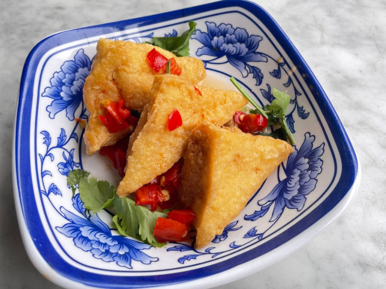 Rice Coming Noodle Bar slider image