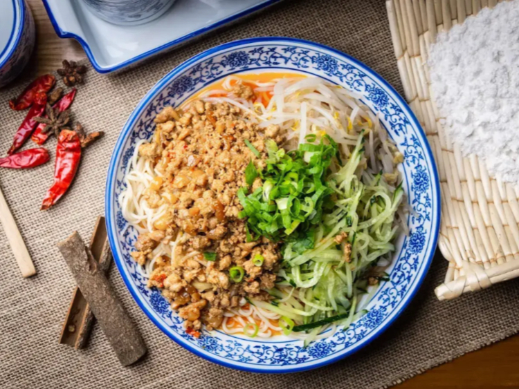 Master Lanzhou Noodle Express - South Yarra slider image