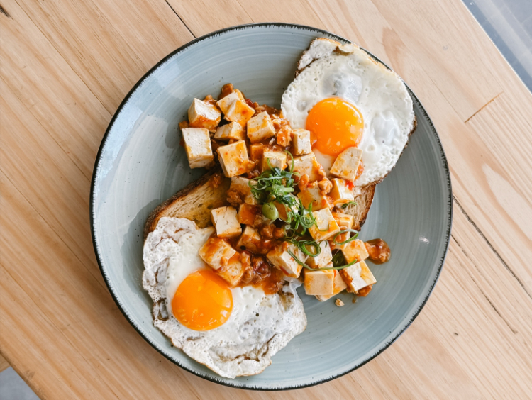 Benzin Cafe slider image