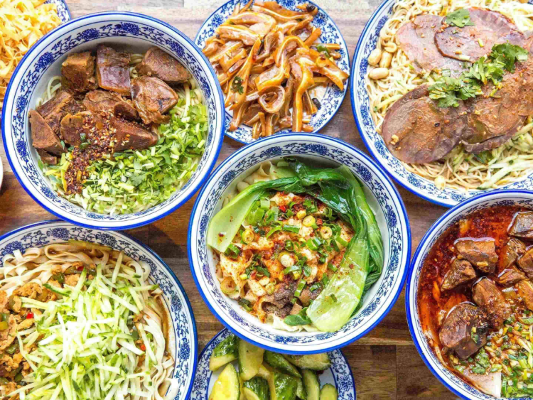 Master Lanzhou Noodle Bar - The Glen slider image