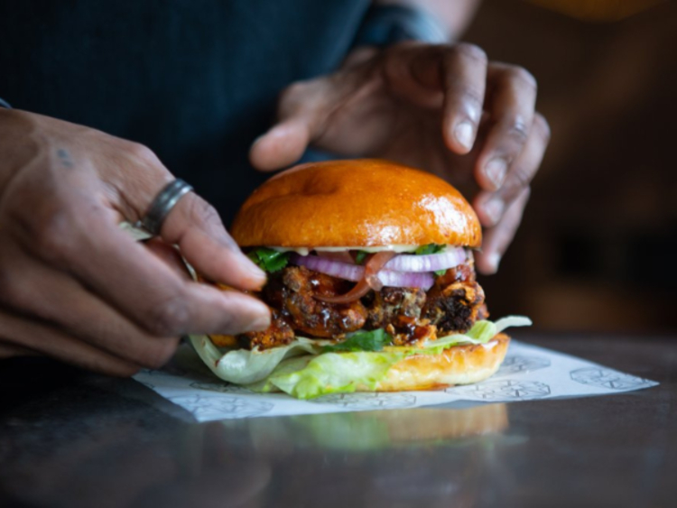 Brüger slider image