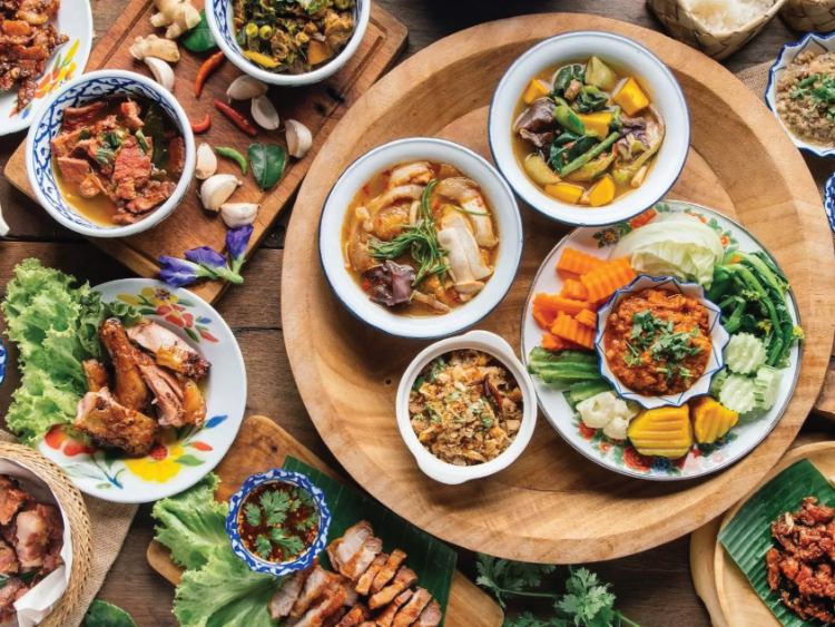 Somkhid Heaven Thai kitchen slider image