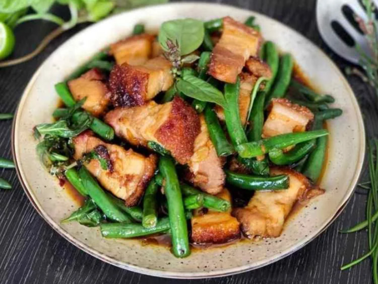 Somkhid Heaven Thai kitchen slider image