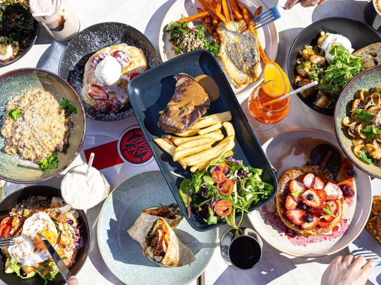 Sea View Cafe & Restaurant slider image