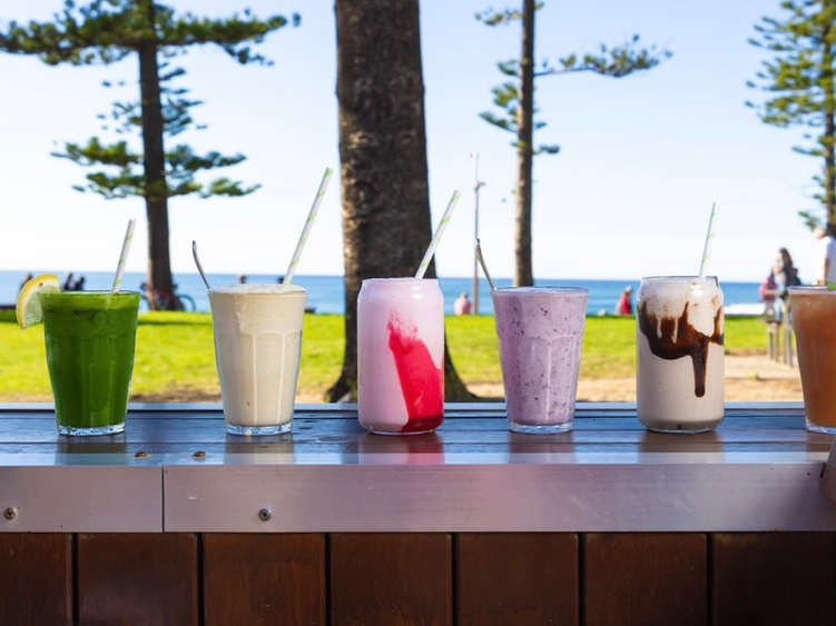 Sea View Cafe & Restaurant slider image