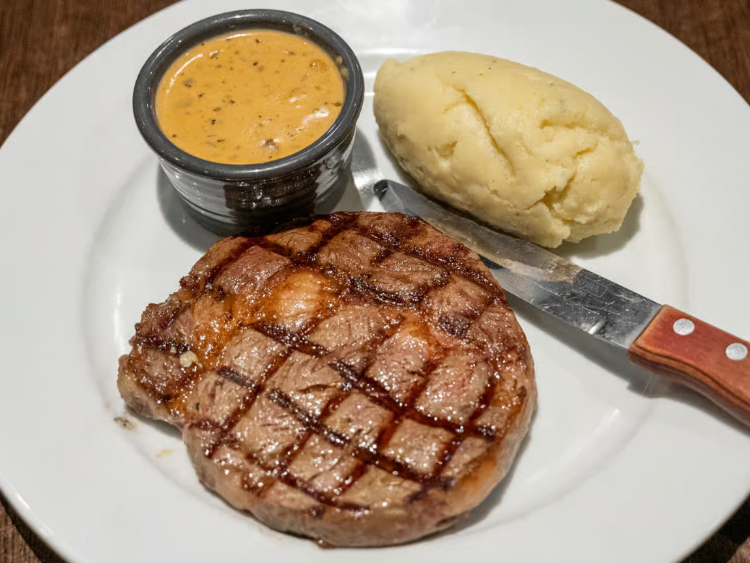 Manuka Steakhouse slider image