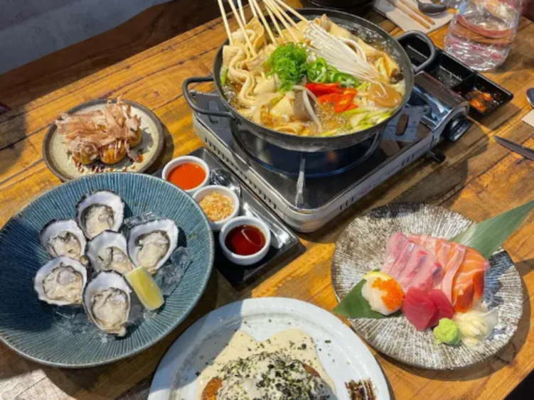Mewoo Restaurant slider image