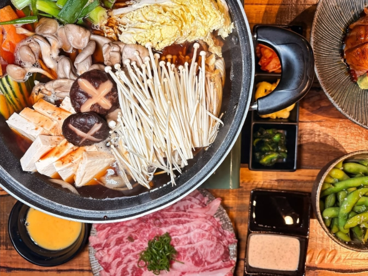 Mewoo Restaurant slider image