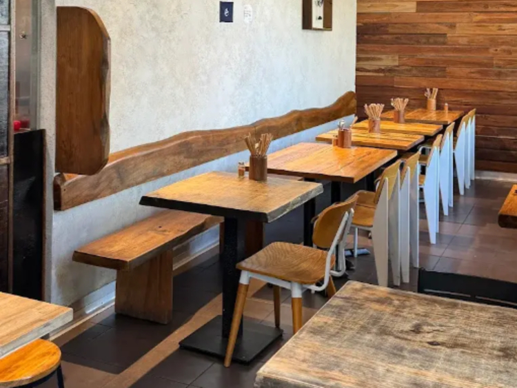 Mewoo Restaurant slider image