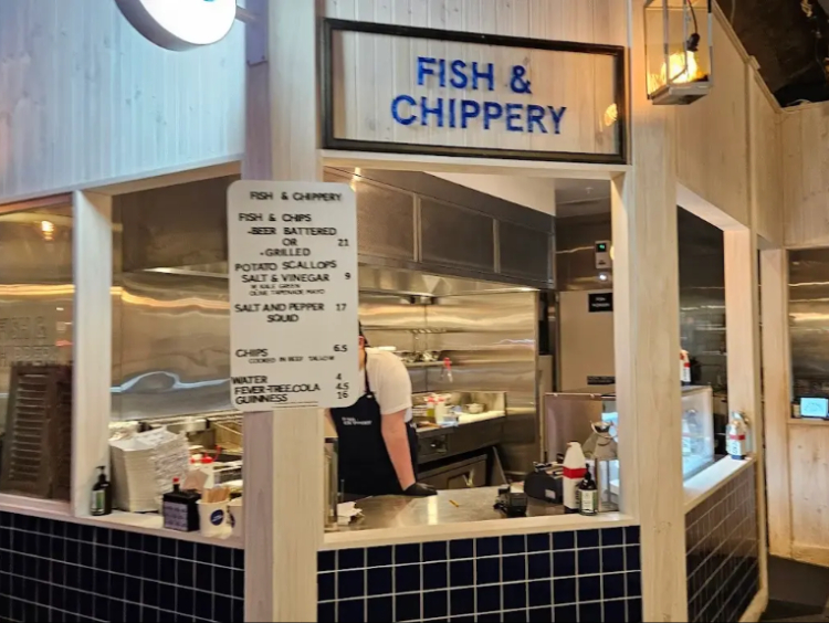 Fish and Chippery slider image
