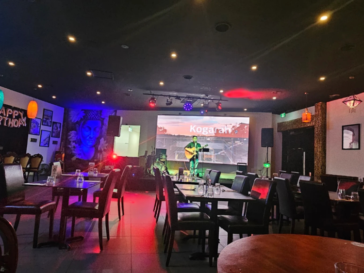 Baithak Restaurant slider image