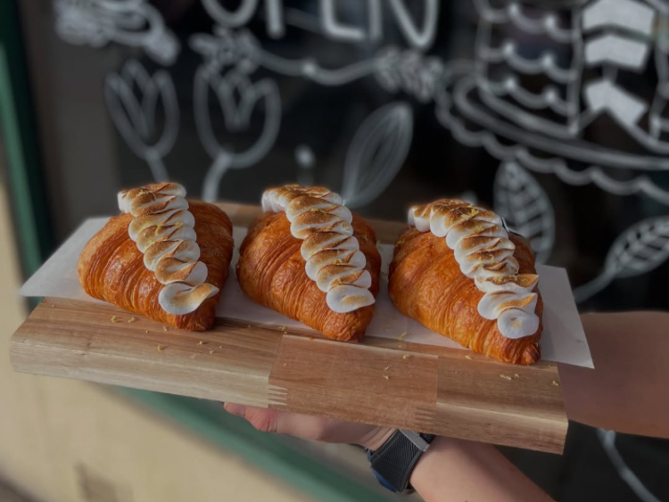 Rai Cafe slider image