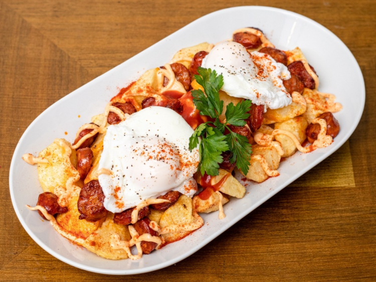 Dania's Cafe & Bistro - Clapham slider image