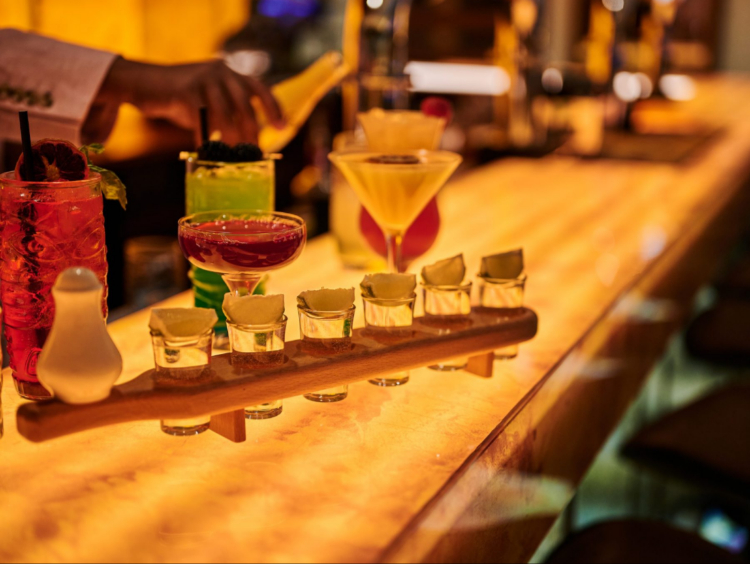 Sthan-M1 slider image