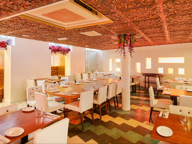 Sthan-M1 slider image