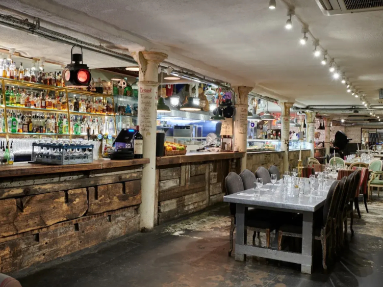 Jak's - Kings Road slider image