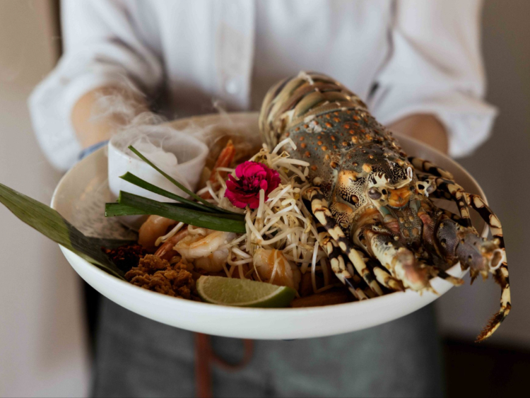 Tide Bar and Kitchen slider image