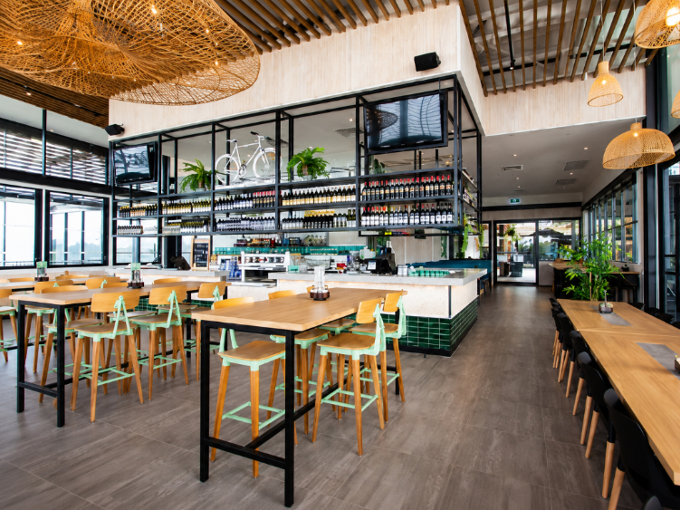 Beach House Bar & Grill - Coomera slider image