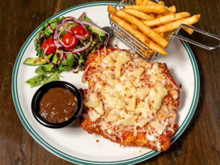 Sandy's Burger Pizza Pasta slider image