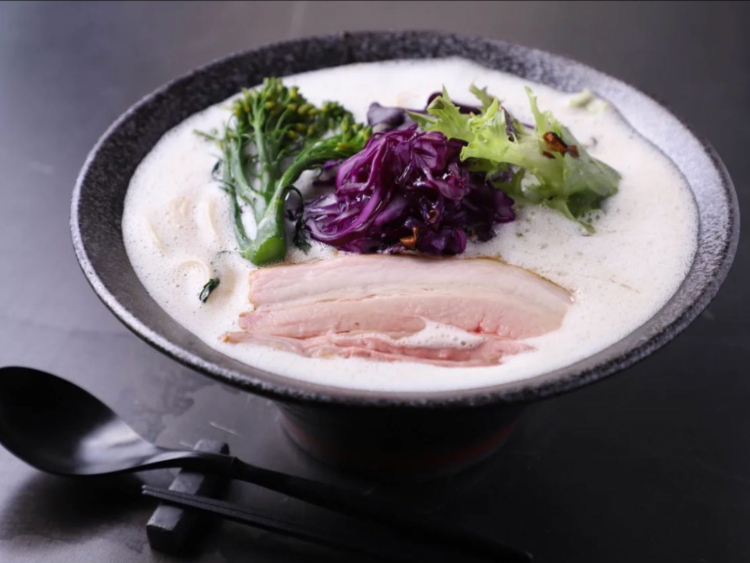 ZuroZuro Ramen Bar slider image