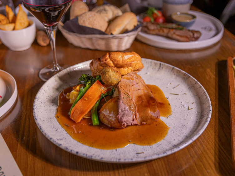 Pierre Kitchen and Bar slider image