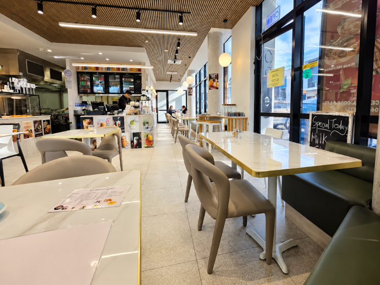 Central Core Cafe slider image
