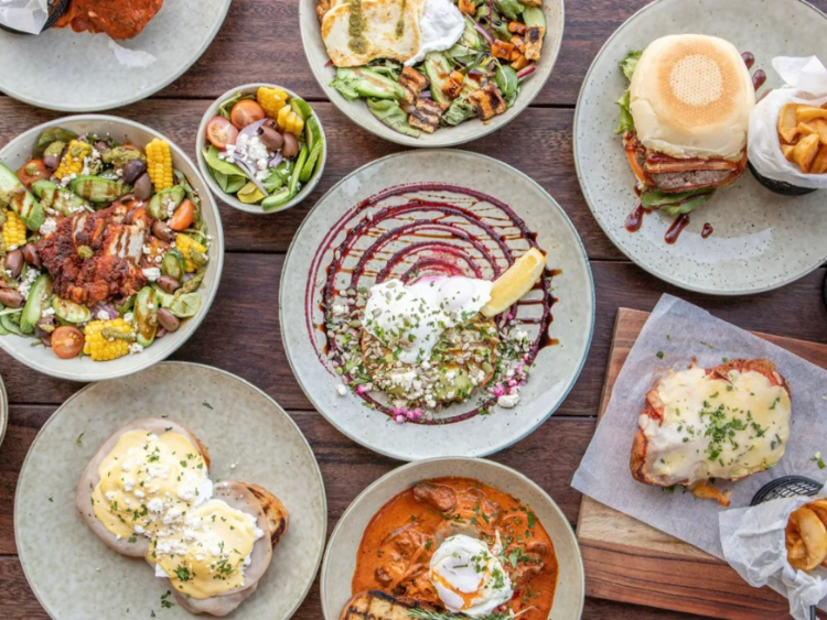 Serengeti Cafe slider image