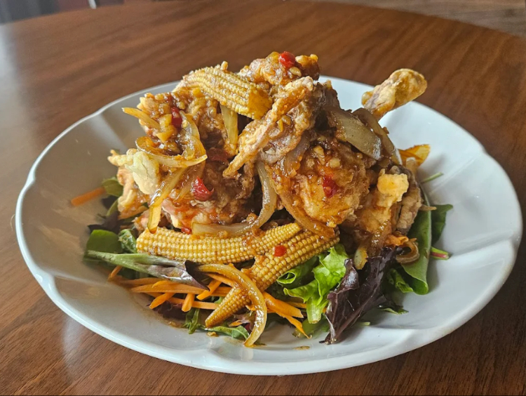 Chim Thai Restaurant slider image