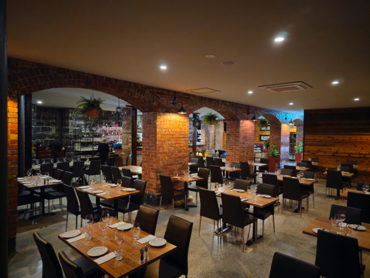 Squires Loft - Williamstown slider image
