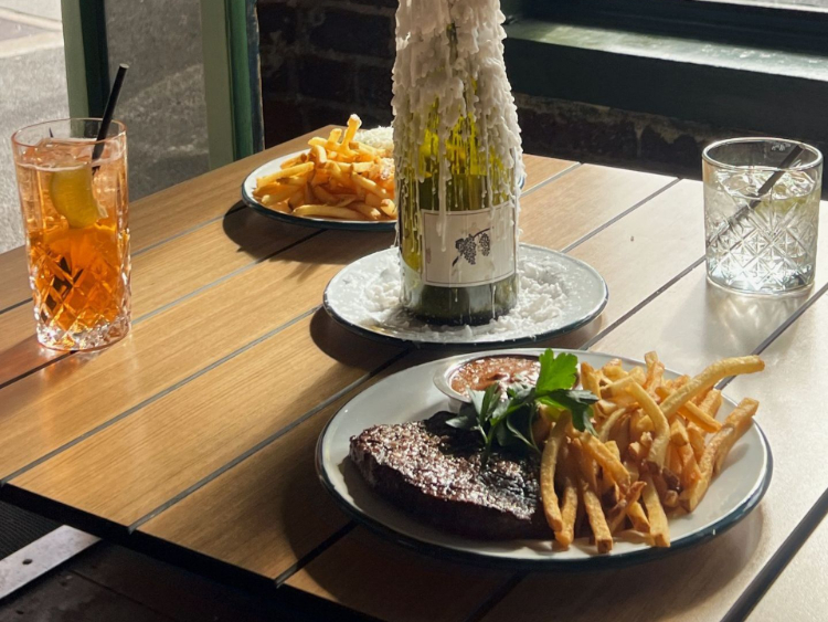 Bonnie Doon Public House slider image
