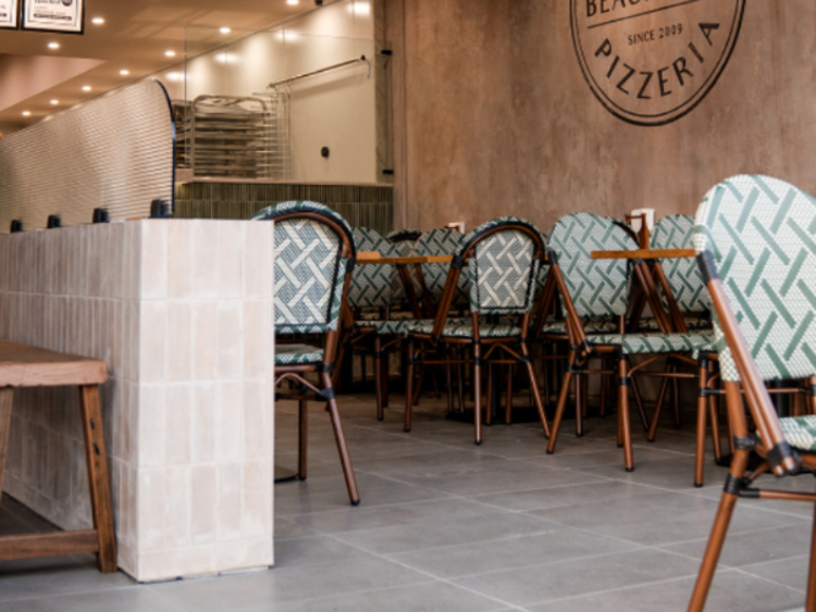 Bella Beaumont Pizzeria slider image