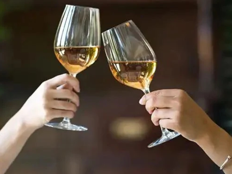 Wandering Grapes slider image