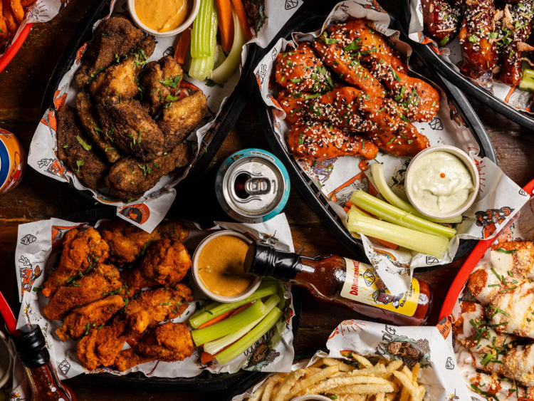 Wings and Tins - Darlinghurst slider image