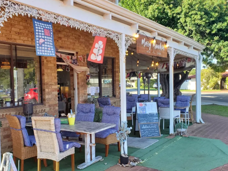 Messy Munchies Japan - Applecross slider image