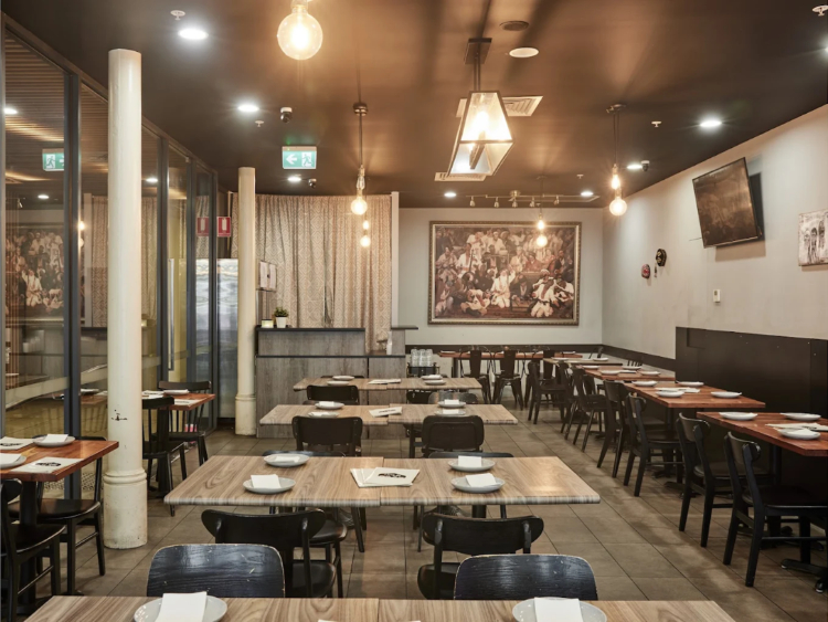 Dolan Uyghur Cuisine slider image