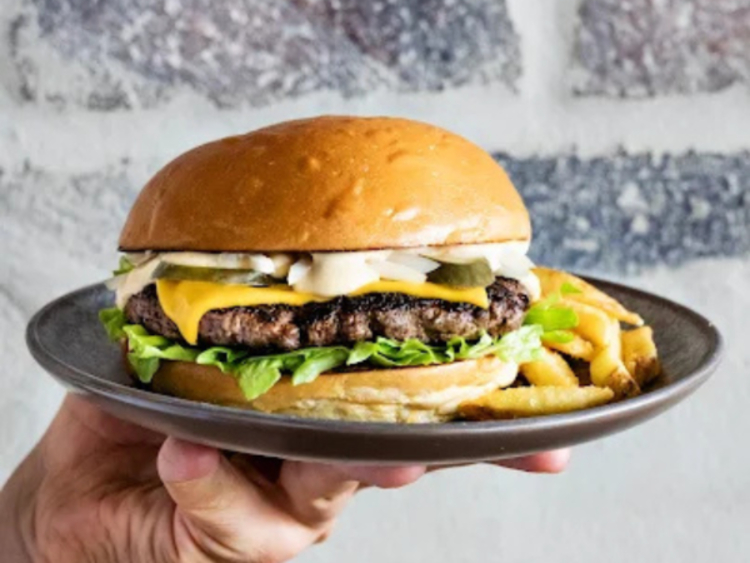 Little L Burgers - Mona Vale slider image