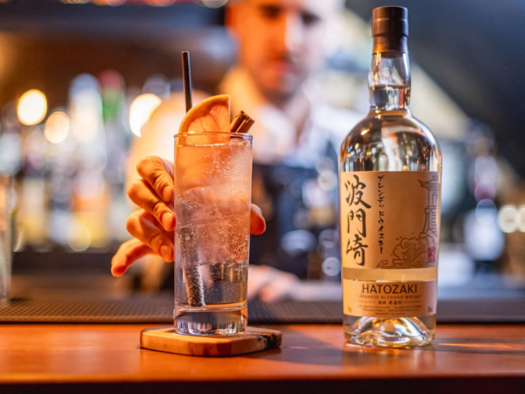 Golden Crane slider image