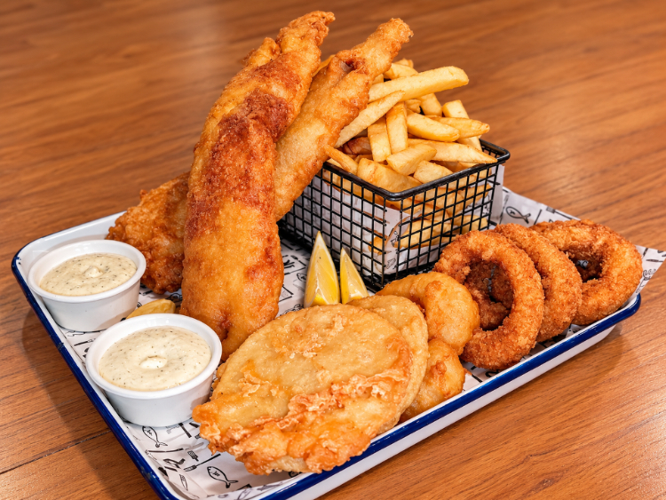 Tommy Ruff Fishbar - Mordialloc slider image