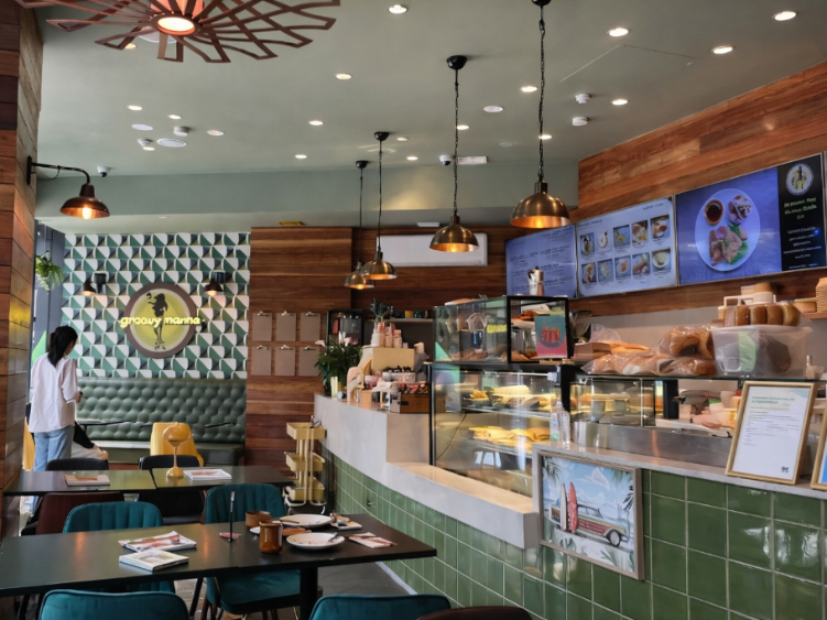 Groovy Mama Fusion Cafe slider image